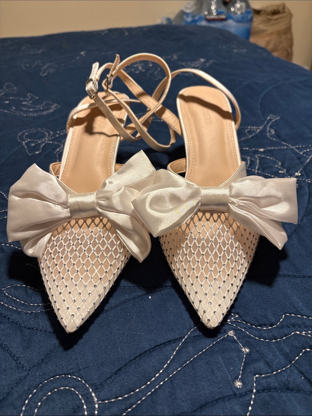 Coutgo Ivory Satin Bow Pointed Toe Slingback Heels